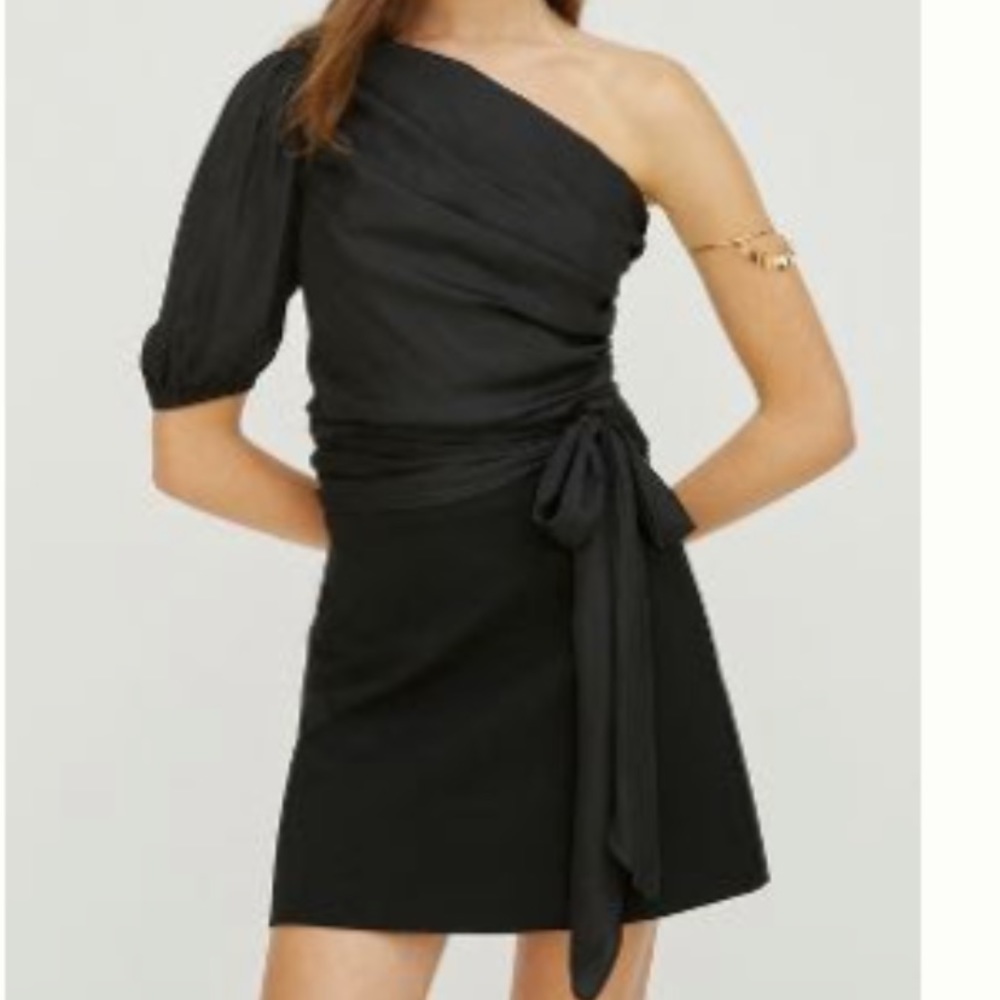 DOLAN RUCHED SINGLE-SHOULDER TOP